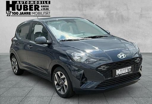 Neu Hyundai i10 Trend 79 PS (58 kW) 2025 Grau metallic Kleinwagen