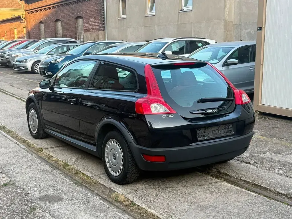 Gebraucht Volvo C30 Kinetic 109 PS (80 kW) 2007 Schwarz Kleinwagen
