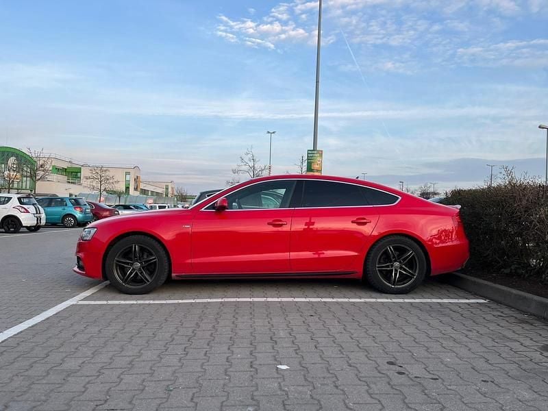 Gebraucht Audi A5 177 PS (130 kW) 2013 Rot Coupé