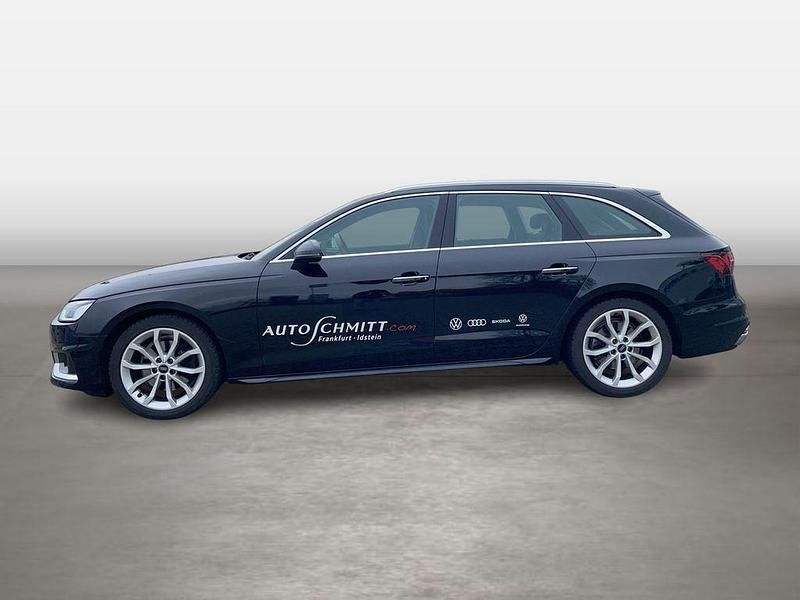 Second-hand Audi A4 Advanced 150 CP (110 kW) 2023 Negru Break