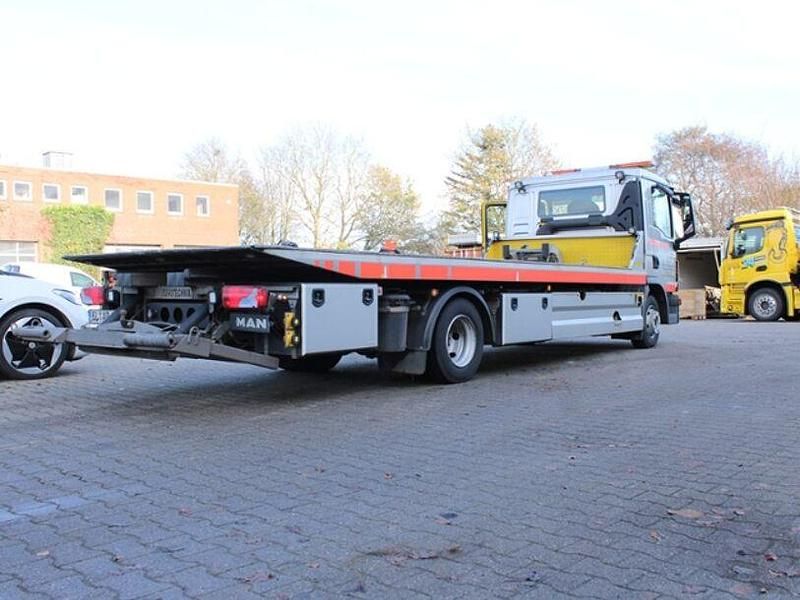 Gebraucht MAN TGE 2022 Gelb Van