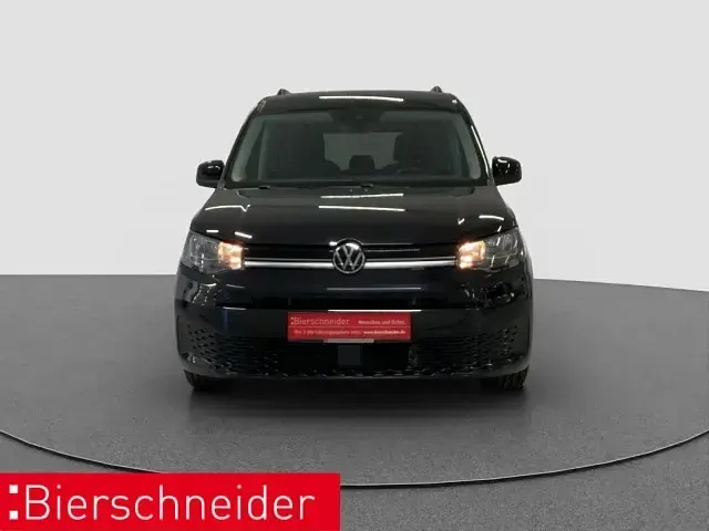 Gebraucht VW Caddy Maxi Life 122 PS (89 kW) 2023 Schwarz Van / Kleinbus