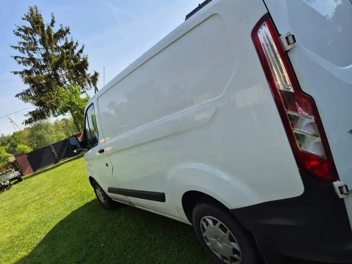 Gebraucht Ford Transit 169 PS (124 kW) 2016 Weiß Van / Kleinbus
