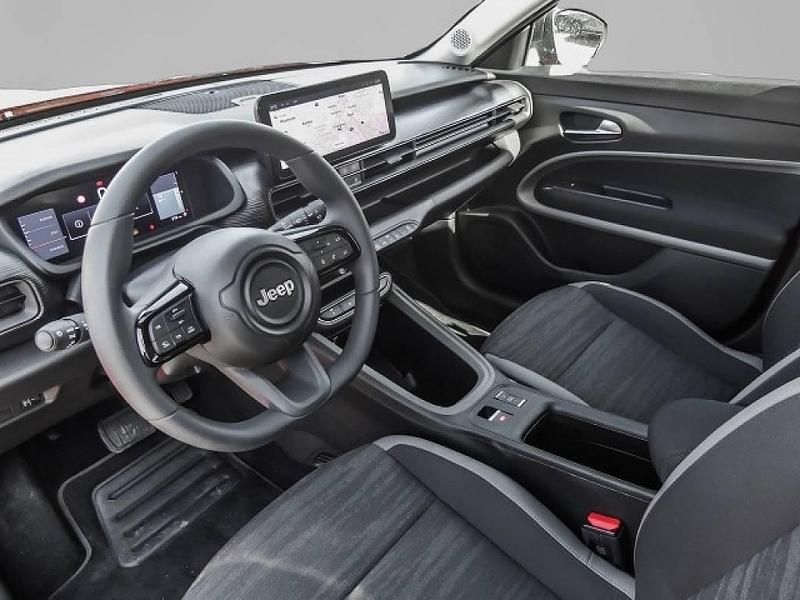 Gebraucht Jeep Avenger EV Longitude 114 kW (156 PS) 2023 Rot SUV