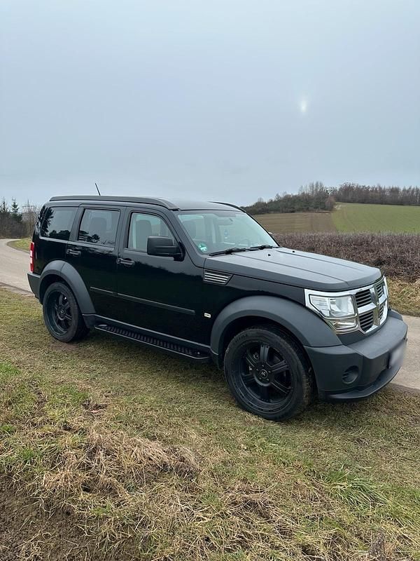 Gebraucht Dodge Nitro 177 PS (130 kW) 2007 Schwarz SUV