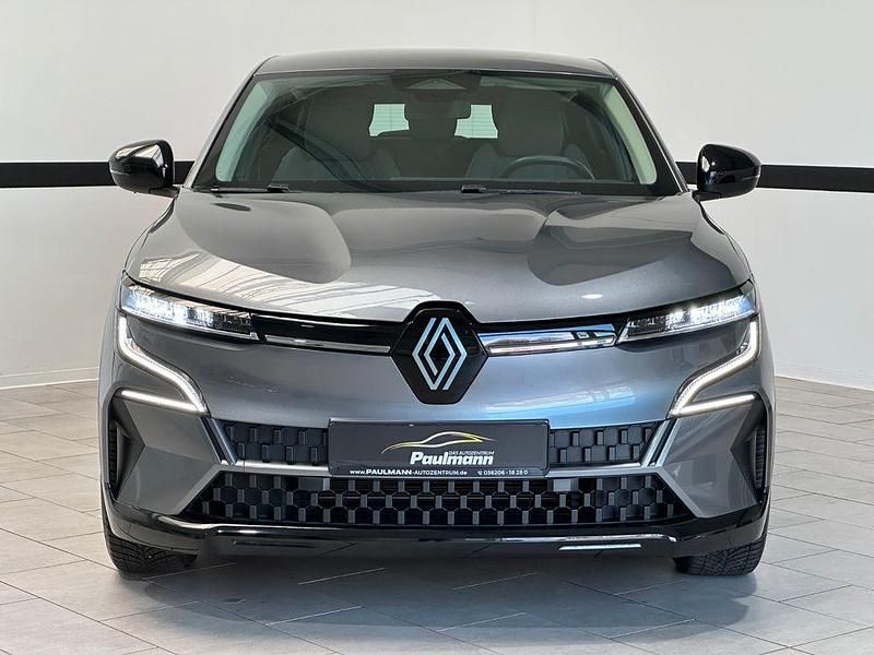Gebraucht Renault Mégane Equilibre 96 kW (131 PS) 2022 Grau Limousine