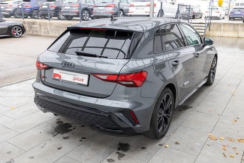 Gebraucht Audi A3 S-Line 116 PS (85 kW) 2025 Daytonagrau perleffekt Limousine