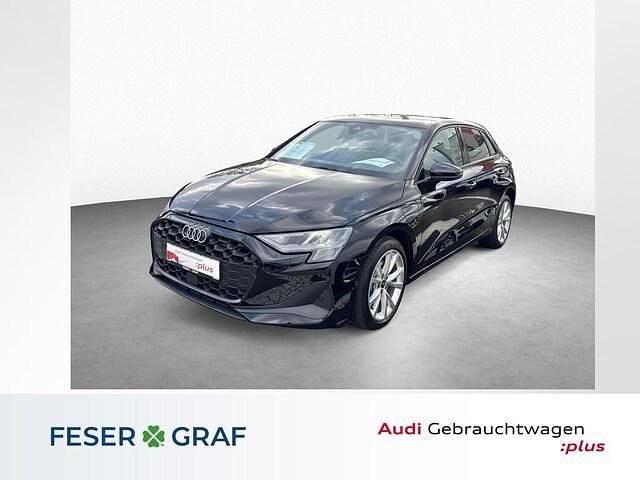 Brillantschwarz Gebraucht 2025 Audi A3 Sportback e-tron Ambiente Kleinwagen | 35.890 € (Teuer) - Bild 1/4