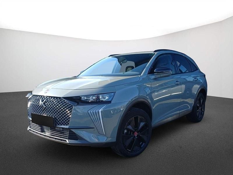 Gebraucht DS Automobiles DS7 Crossback Performance Line Plus 131 PS (96 kW) 2024 Lackierung lacquered grey/metallic klarlack SUV
