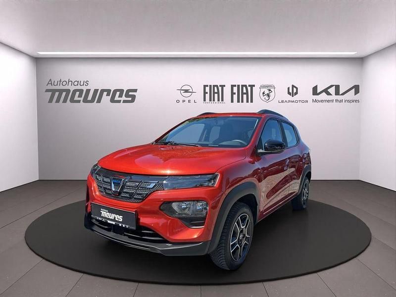 Rot Gebraucht 2022 Dacia Spring Comfort Plus Kleinwagen | 9.777 € (Fairer Preis) - Bild 1/4