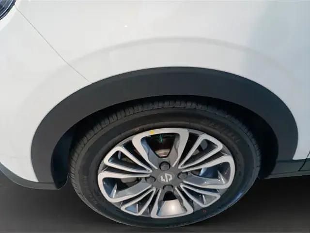 Neu Leapmotor T03 51 kW (70 PS) 2025 Weiß Kleinwagen