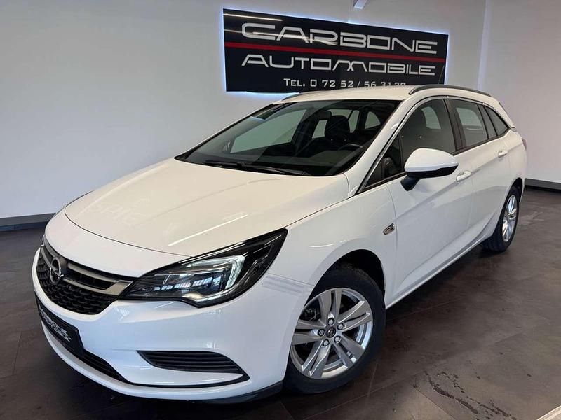 Weiß Gebraucht 2018 Opel Astra Business Kombi | 9.900 € (Fairer Preis) - Bild 1/4