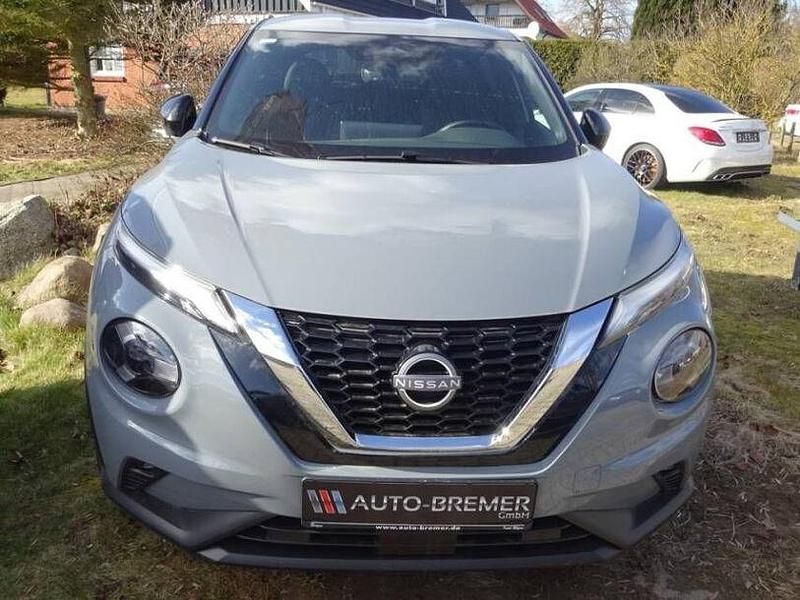 Gebraucht Nissan Juke N-Connecta 114 PS (83 kW) 2025 Ceramic grey SUV