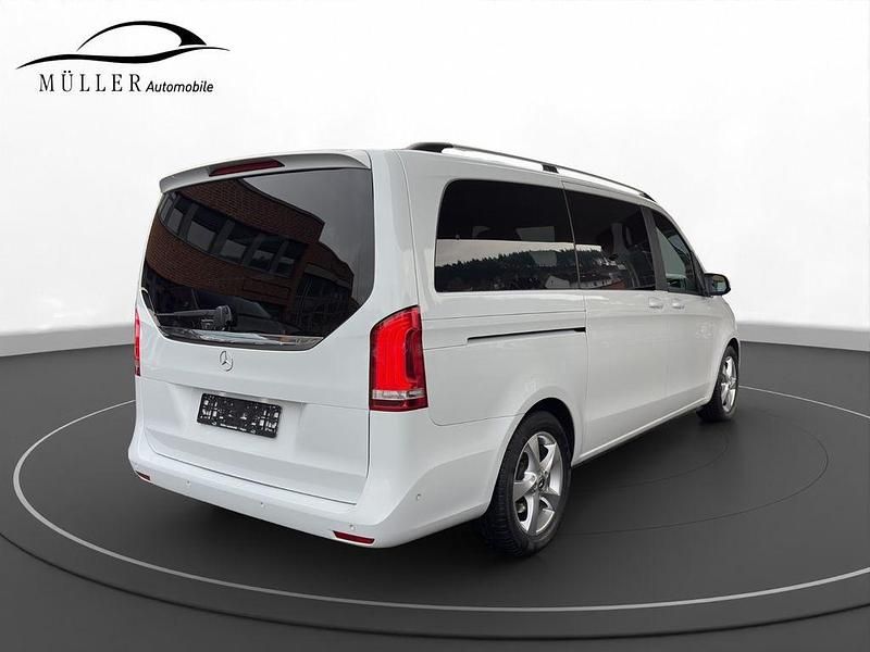Gebraucht Mercedes V220 Edition 163 PS (119 kW) 2020 Weiß Van / Kleinbus