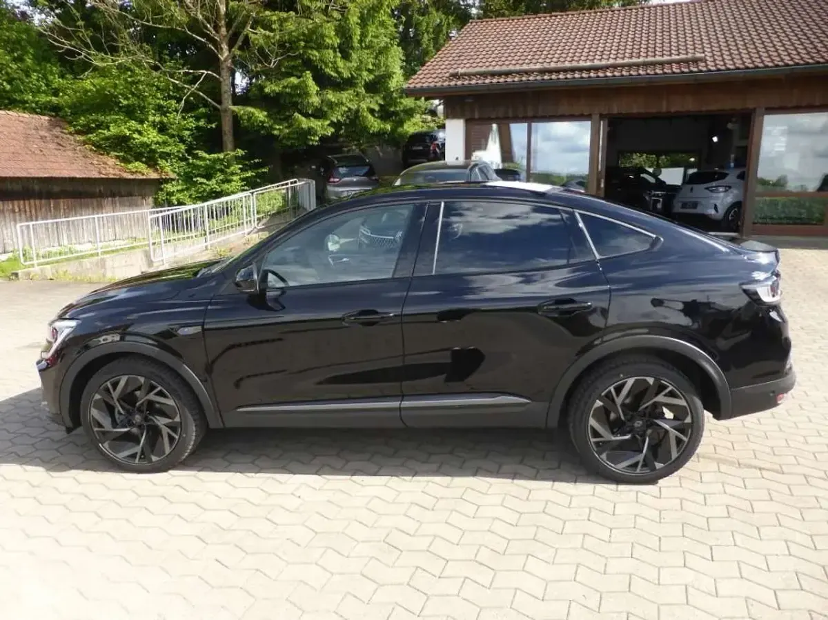Gebraucht Renault Arkana Esprit Alpine 140 PS (102 kW) 2025 Schwarzmetallic SUV