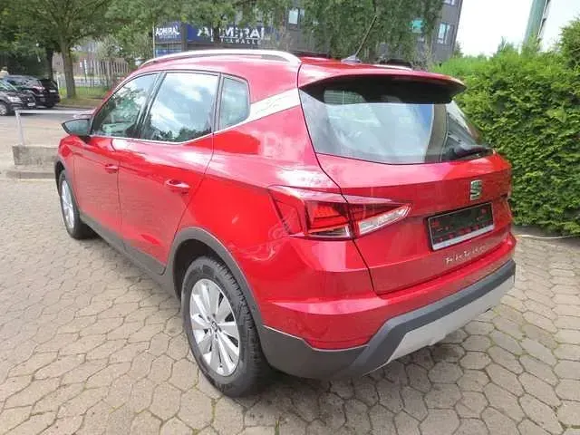 Gebraucht Seat Arona XCELLENCE 116 PS (85 kW) 2017 Rot SUV