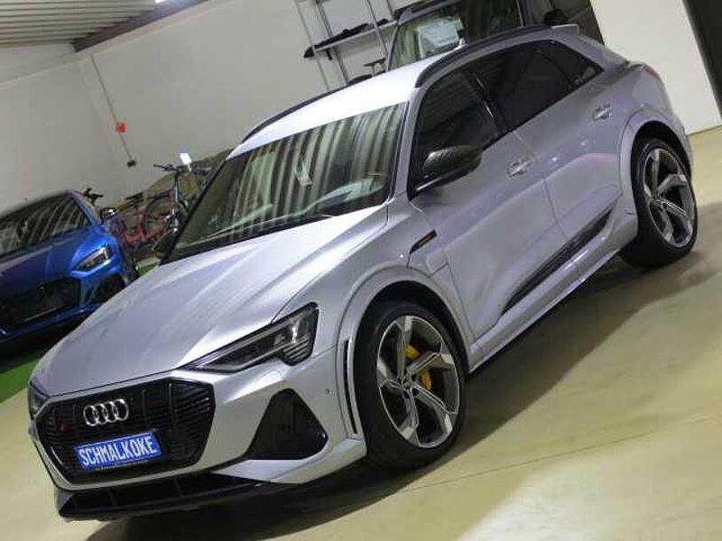 Gebraucht Audi e-tron Sport 369 kW (503 PS) 2022 Floret silver SUV