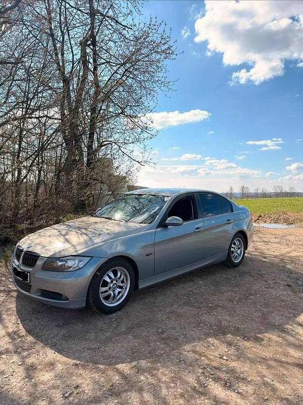 Gebraucht BMW 320 150 PS (110 kW) 2006 Limousine