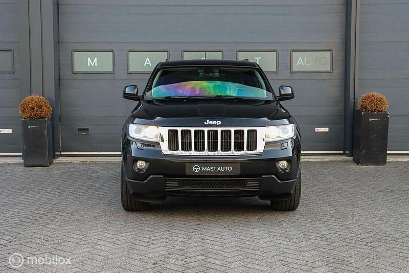 Gebraucht Jeep Grand Cherokee Laredo 190 PS (139 kW) 2012 Schwarz SUV