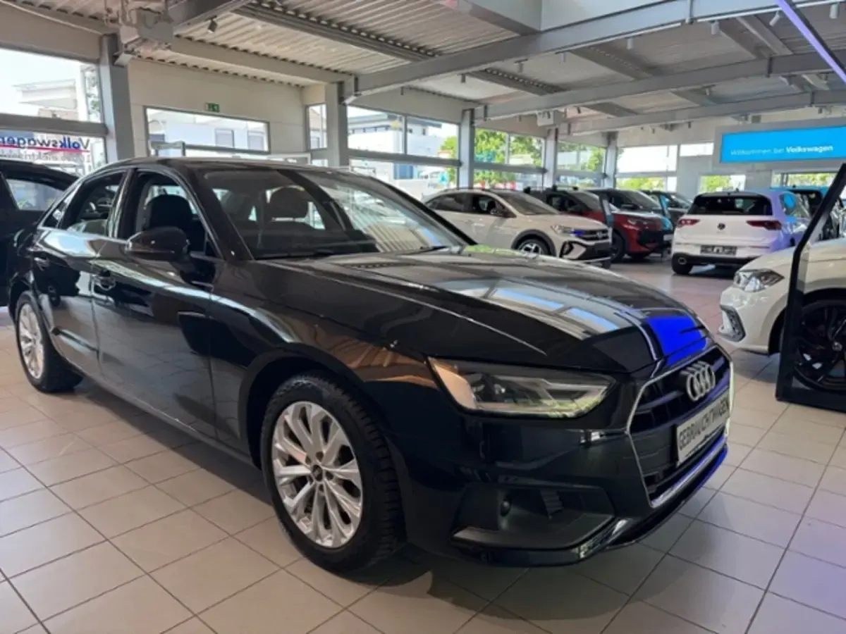 Gebraucht Audi A4 Business 150 PS (110 kW) 2022 Limousine