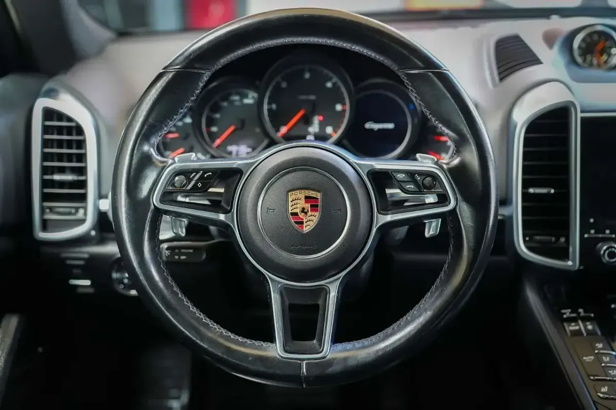 Gebraucht Porsche Cayenne 262 PS (192 kW) 2016 Schwarz SUV