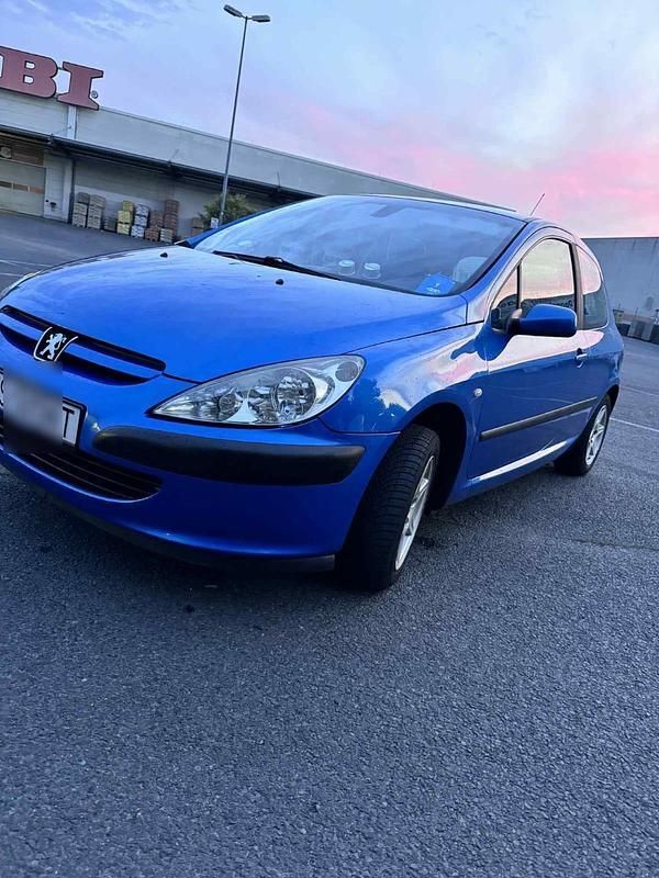 Blau Gebraucht 2003 Peugeot 307 Limousine | 1.100 € (Fairer Preis) - Bild 1/4