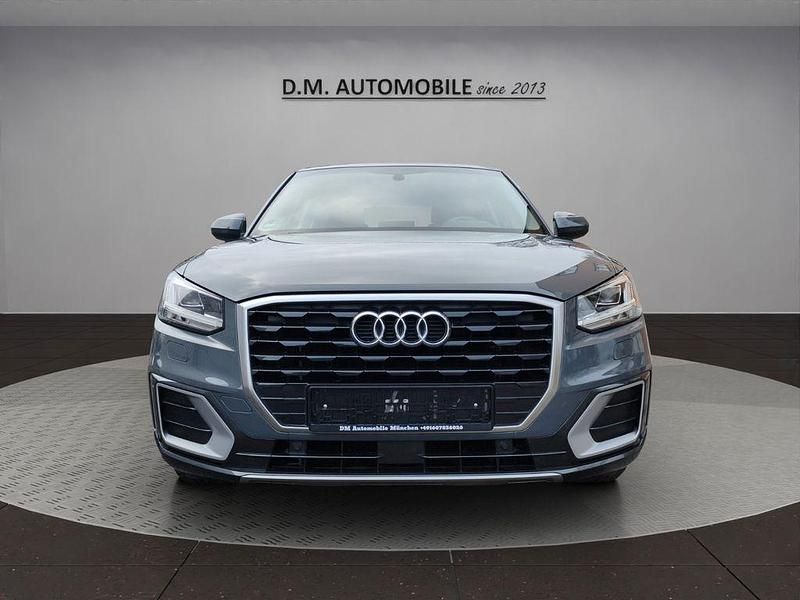 Gebraucht Audi Q2 Design 150 PS (110 kW) 2018 Grau SUV
