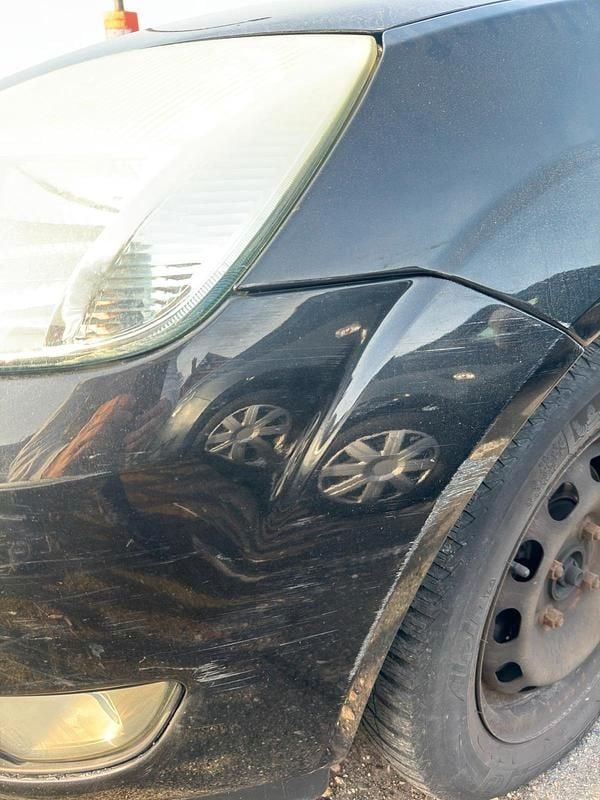 Gebraucht Ford Fiesta 80 PS (58 kW) 2005 Schwarz Kleinwagen