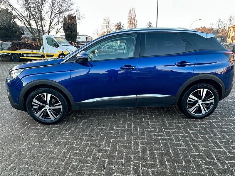 Gebraucht Peugeot 3008 131 PS (96 kW) 2020 Blau SUV
