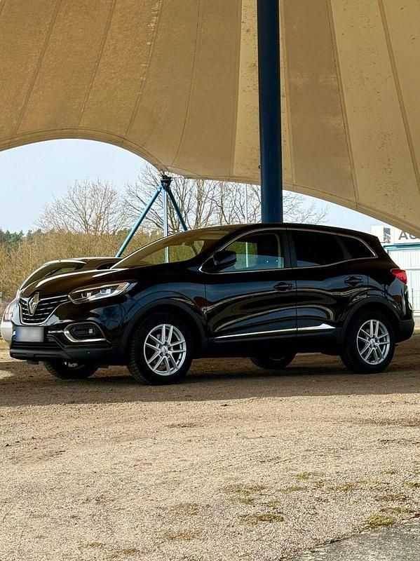 Gebraucht Renault Kadjar Intens 140 PS (102 kW) 2020 Schwarz SUV
