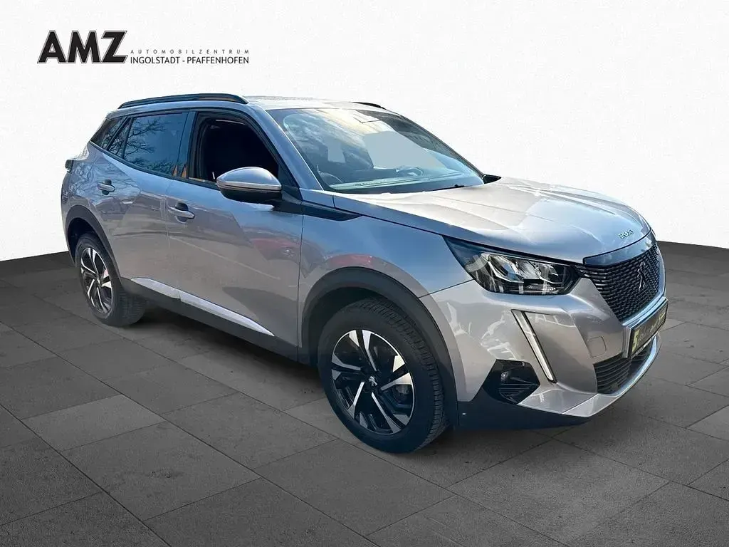 Gebraucht Peugeot 2008 Allure 101 PS (74 kW) 2020 Lack grau artense/typ aussenverkleidung (metallic) SUV