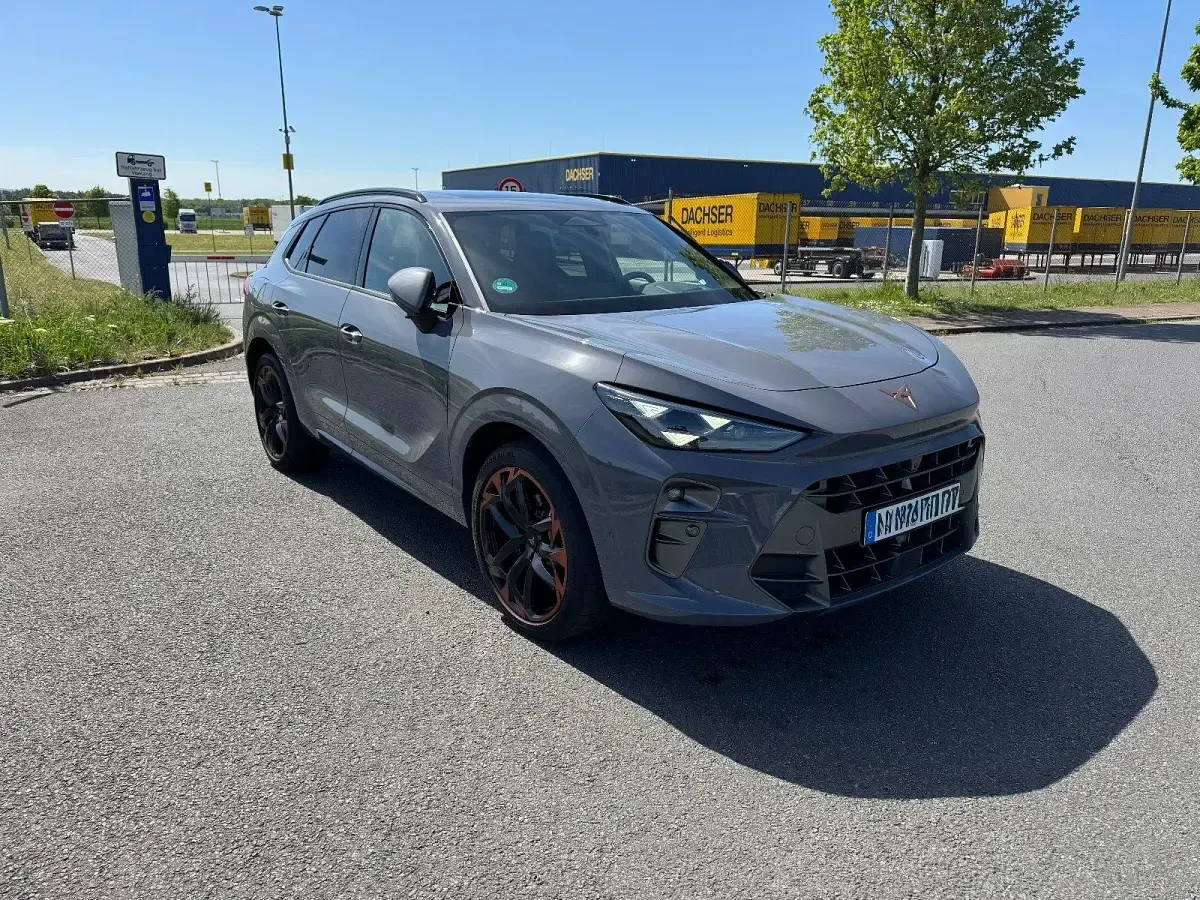 Gebraucht Cupra Terramar VZ 265 PS (194 kW) 2024 Grau SUV