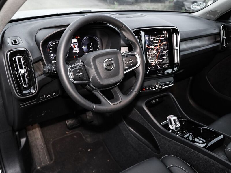 Gebraucht Volvo XC40 Plus 211 PS (155 kW) 2023 Weiss SUV