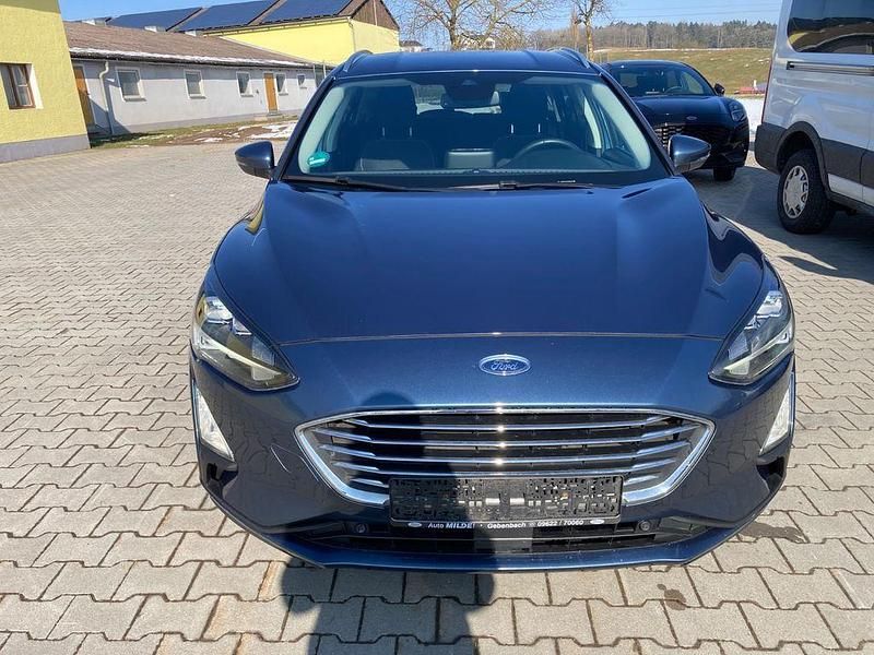 Gebraucht Ford Focus Titanium 150 PS (110 kW) 2020 Blau Limousine