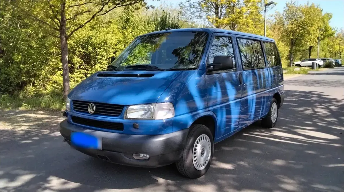 Gebraucht VW Multivan 116 PS (85 kW) 2001 Blau Van / Kleinbus