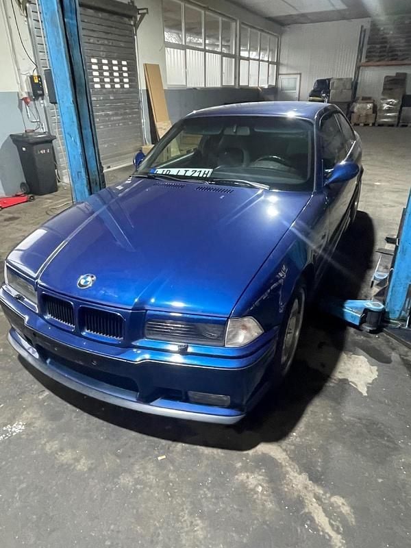 Gebraucht BMW M3 286 PS (210 kW) 1993 Blau Coupé