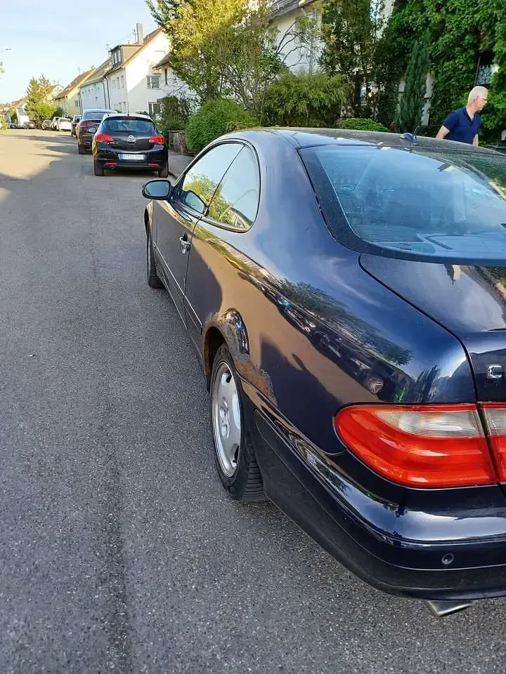 Gebraucht Mercedes CLK320 218 PS (160 kW) 1998 Blau Coupé