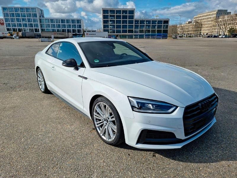 Second-hand Audi A5 Black Edition 190 CP (139 kW) 2017 Alb Coupe