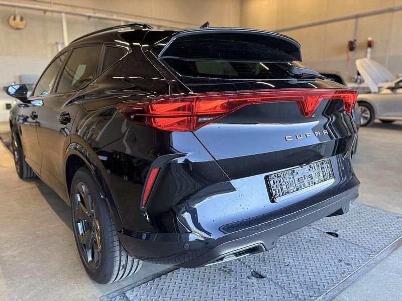 Neu Cupra Formentor 150 PS (110 kW) 2026 Schwarz SUV