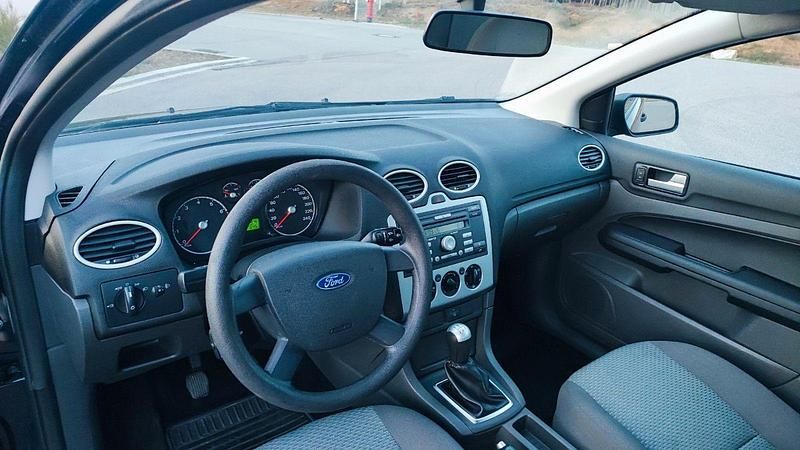 Gebraucht Ford Focus 80 PS (58 kW) 2006 Blau Limousine