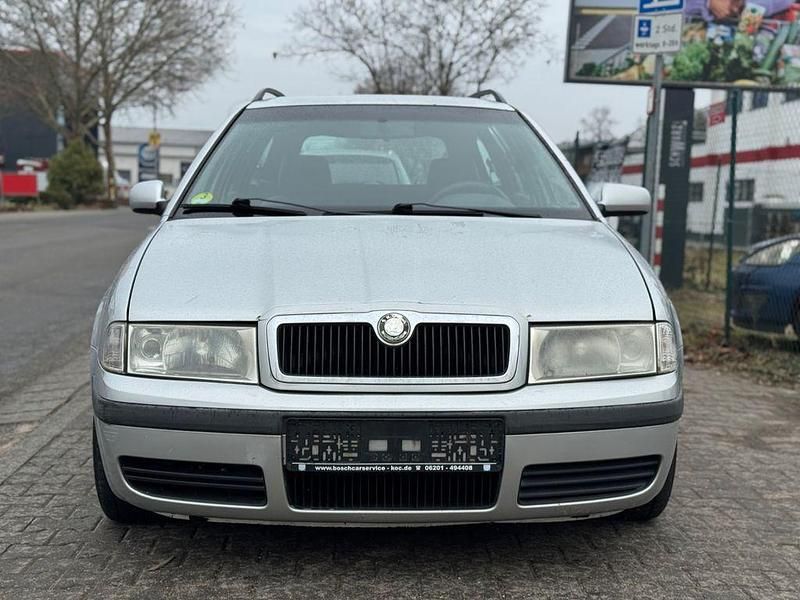 Gebraucht Skoda Octavia Elegance 110 PS (80 kW) 2001 Grau Kombi