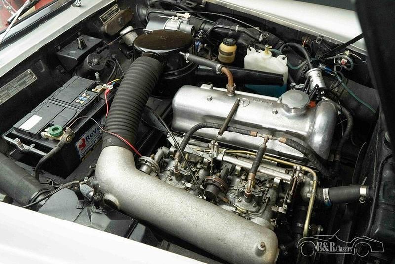 Gebraucht Mercedes 190 105 PS (77 kW) 1960 Silber Limousine