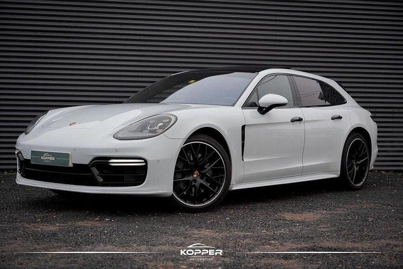 Weiß Gebraucht 2018 Porsche Panamera Sport Turismo Limousine | 56.849 € (Fairer Preis) - Bild 1/4