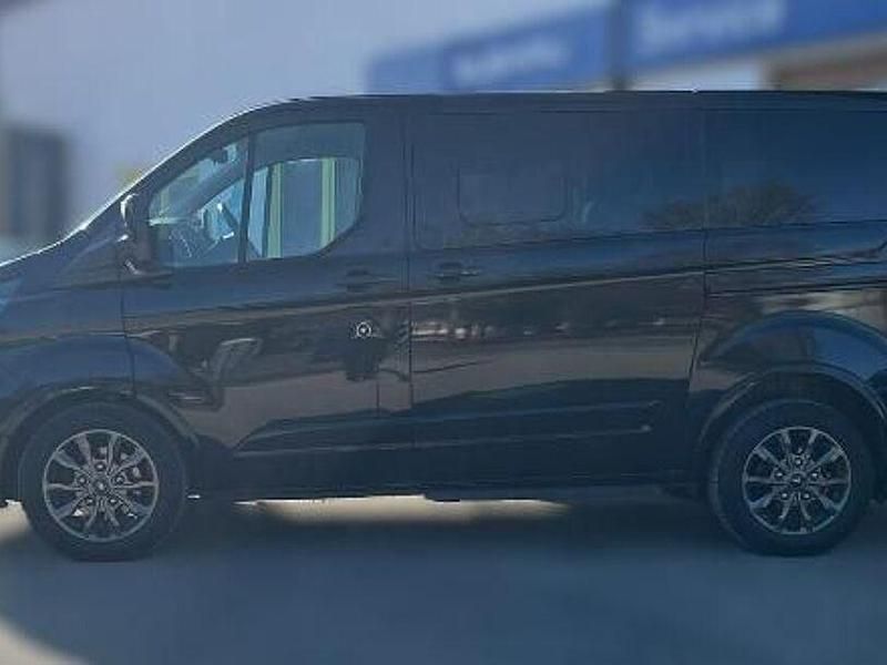 Gebraucht Ford Tourneo Custom Titanium 185 PS (136 kW) 2020 Schwarz Van