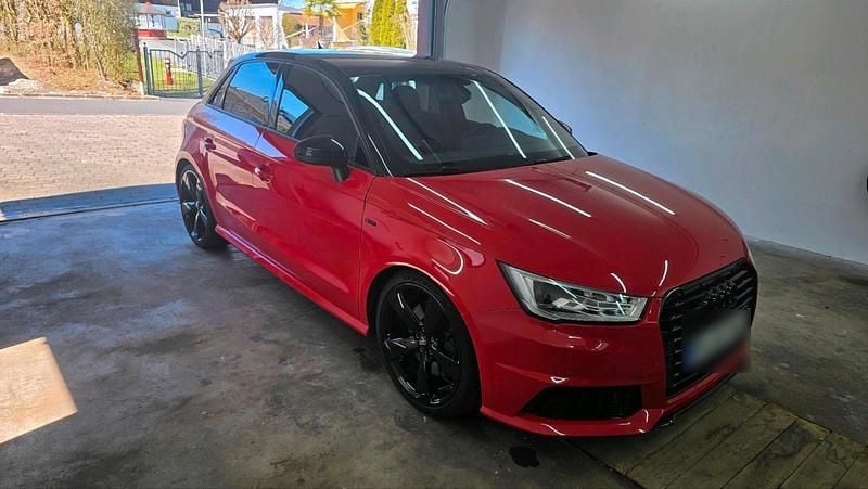 Gebraucht Audi A1 S-Line 192 PS (141 kW) 2015 Rot Kleinwagen