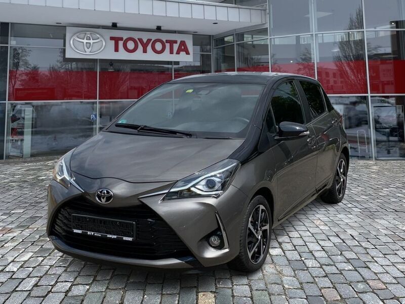 Platinumbronze metallic, mysti Gebraucht 2020 Toyota Yaris Style Kleinwagen | 12.990 € (Superpreis) - Bild 1/4