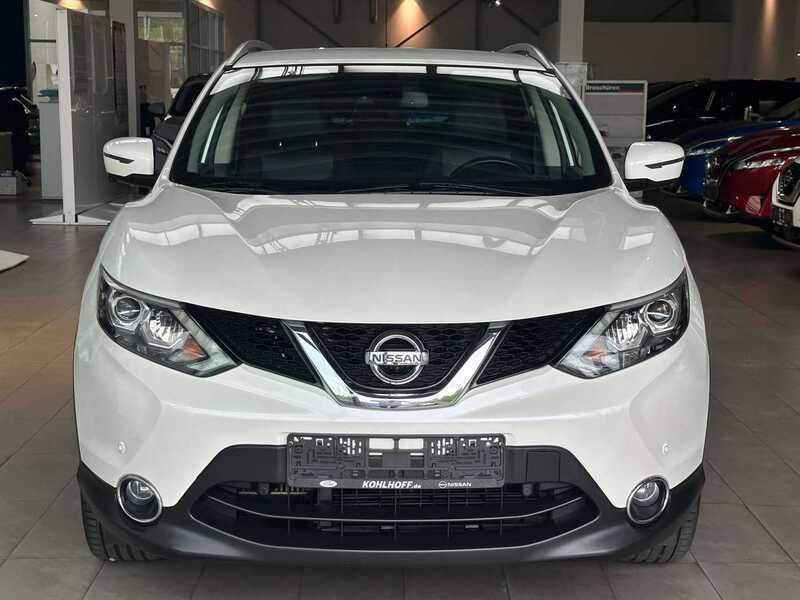 Gebraucht Nissan Qashqai 360º 163 PS (119 kW) 2015 Brilliant white (m) SUV