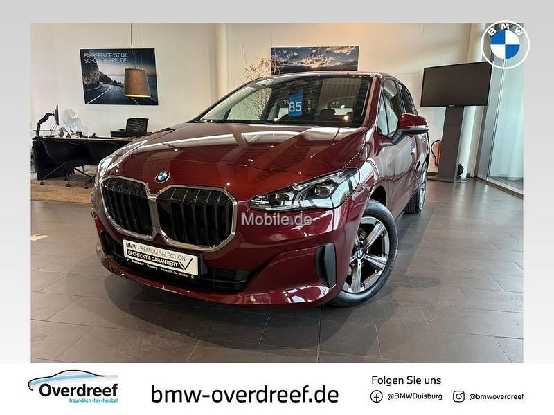 Rot Gebraucht 2024 BMW 218 Active Tourer Van / Kleinbus | 27.800 € (Superpreis) - Bild 1/4