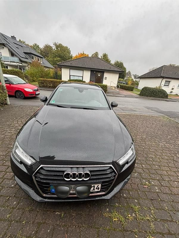 Schwarz Gebraucht 2016 Audi A4 Kombi | 15.500 € (Teuer) - Bild 1/4