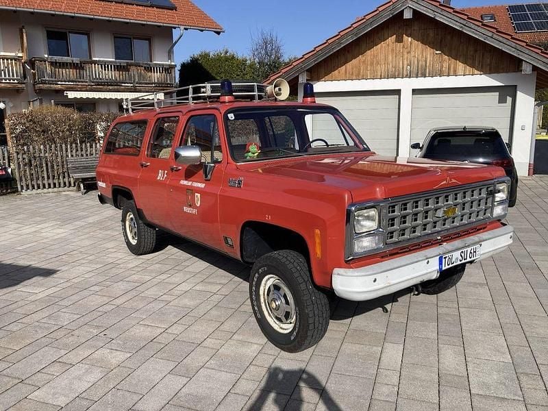 Gebraucht Chevrolet Suburban 167 PS (122 kW) 1980 Rot SUV